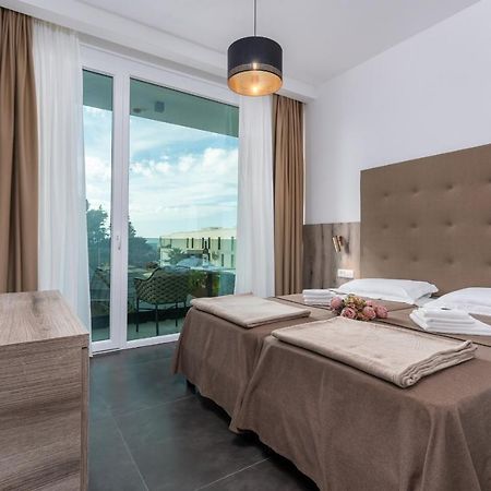 Residence Center B&B Materada Poreč Buitenkant foto