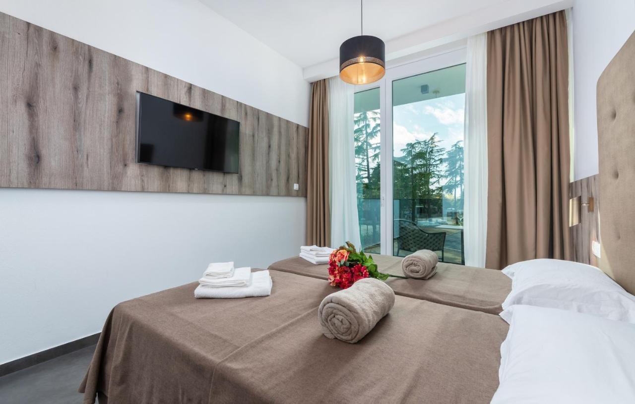 Residence Center B&B Materada Poreč Buitenkant foto