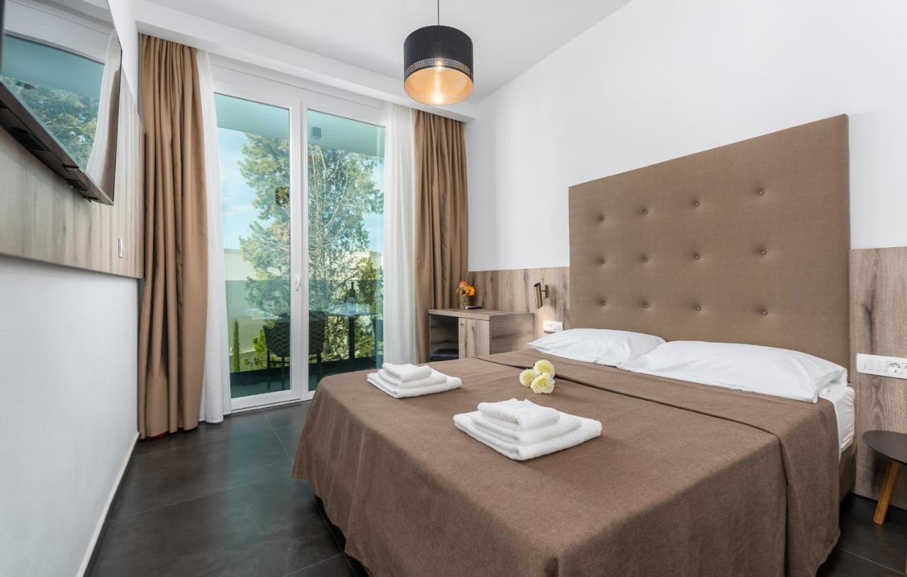 Residence Center B&B Materada Poreč Buitenkant foto